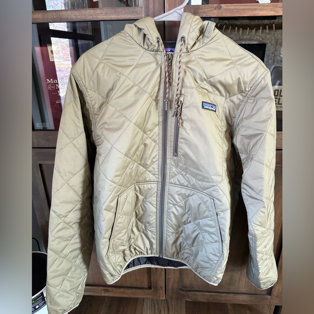 Men’s Patagonia Diamond Quilted Bomber Hooded Jacket